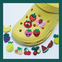 Accessoires de chaussures en PVC, fruits mignons, 1 pièce, boucle de chaussure, décoration de cadeaux pour fête d'enfants, breloques de créateur 