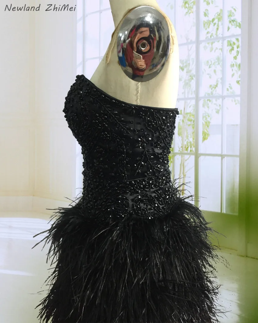 Newland ZhiMei роскошное ошеломляющее черного жемчуга ручной работы Бисер коктейльное Пышное сексуальное платье из страусиных перьев Мини Вечерние платья