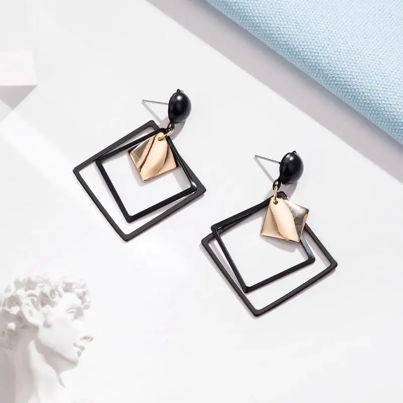 Геометрические блестки Висячие квадратные серьги Модный темперамент простой