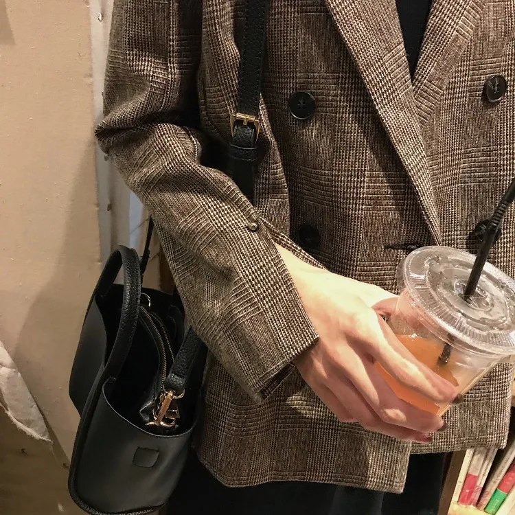 

8161 # Photo Shoot Net Price Control 56 Yuan Korean-style Retro Plaid Double Breasted Slim Fit Slimming Small Suit Jacket Women'