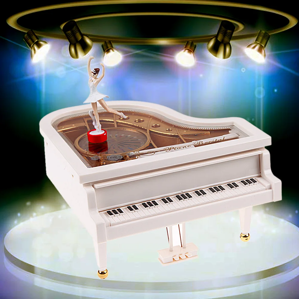 Music box Romantic Classic Piano Model Music Box Dancing Ballerina Hand Crank Musical Boxes Birthday Wedding Love Gift Home Decoration