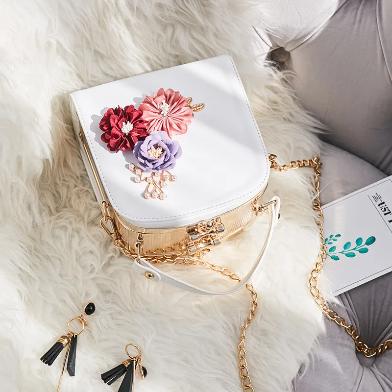 

2019 new hot tide spring chain small bag camera bag Korean version of the wild single shoulder slung small square bag