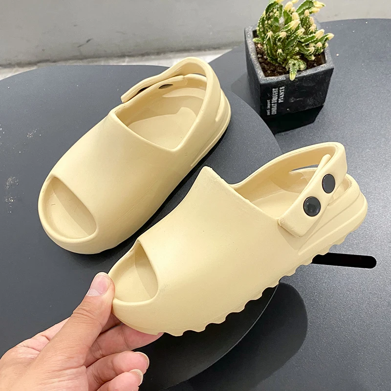beach slide sandal