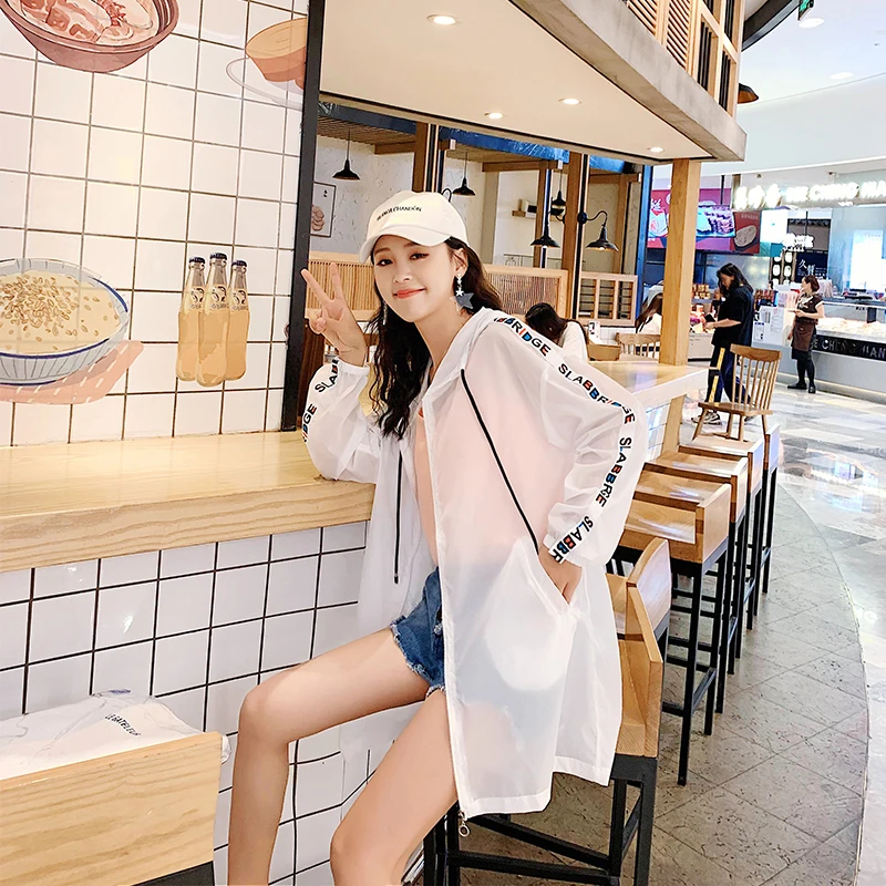 

2020 Spring and Summer New Thin Sun Protection Coat Original Design Women's Loose Sun Protection Shirt Hooded Fashion Shirt