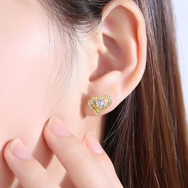 Huitan Luxury Heart Stud Earrings with Dazzling Cubic Zirconia Fashion Accessories Daily Wear Temperament Earrings Women Jewelry 6