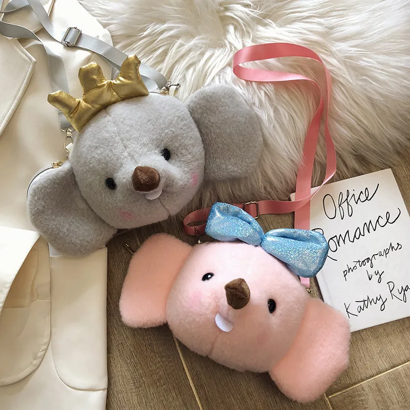 

2019 Winter mao rong bao Cartoon Mouse Doll Shoulder Bag Cool INS Super Fire Cute Public Shoulder Doll Package