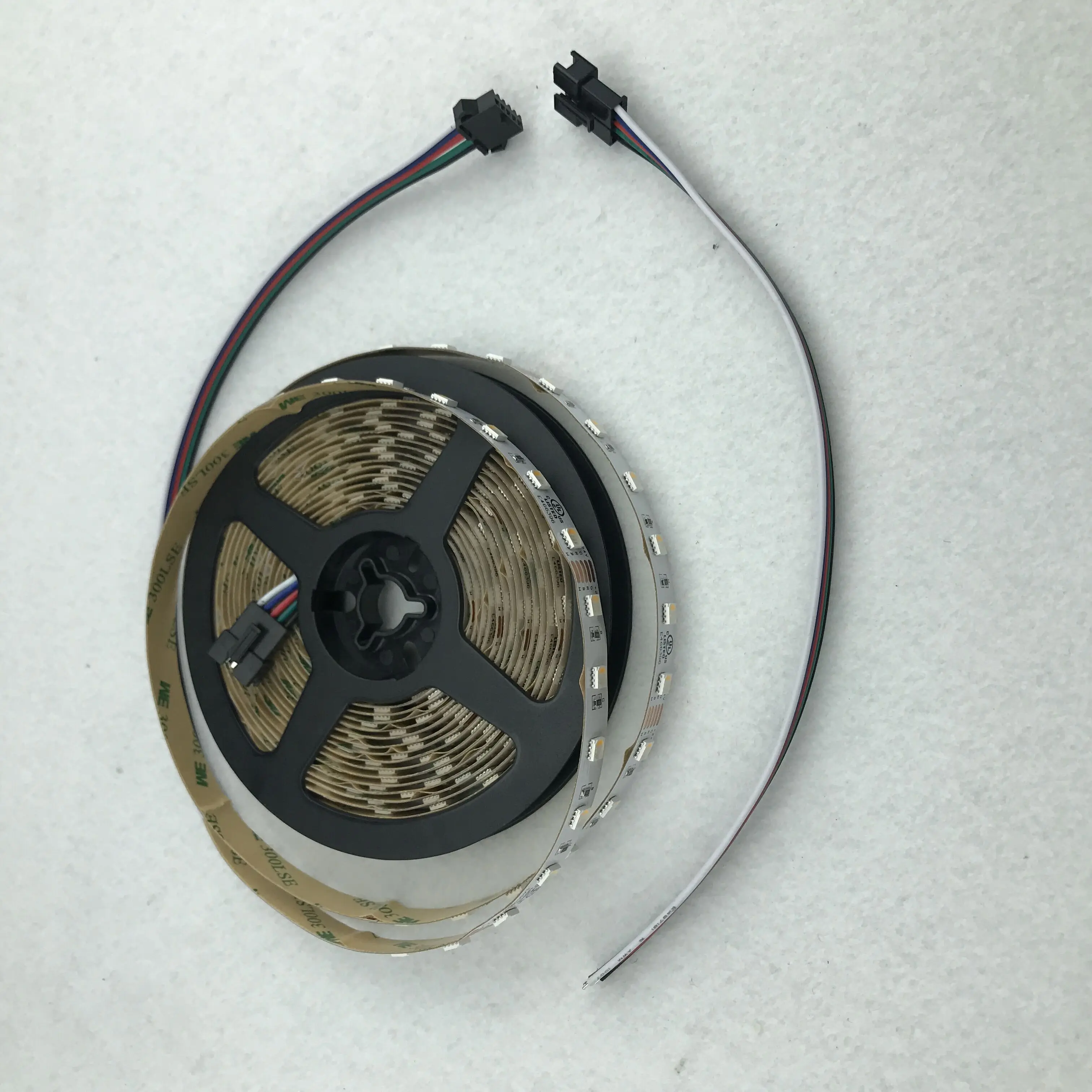 Новая Светодиодная лента 5050 SMD 4 в 1 RGBW (теплый белый) Вход 24 В постоянного тока
