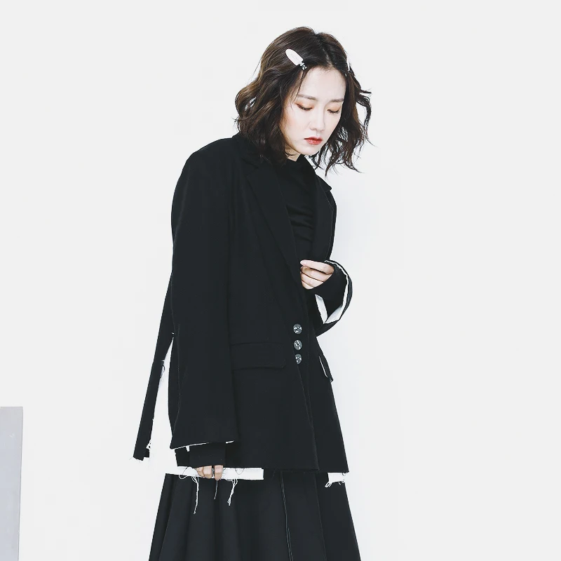 TVVOVVIN 2019New Autumn Winter Lapel Long Sleeve Pockets Button Spliced Side Split Irregular Jacket Women Coat Fashion Tide C582 - Цвет: Black