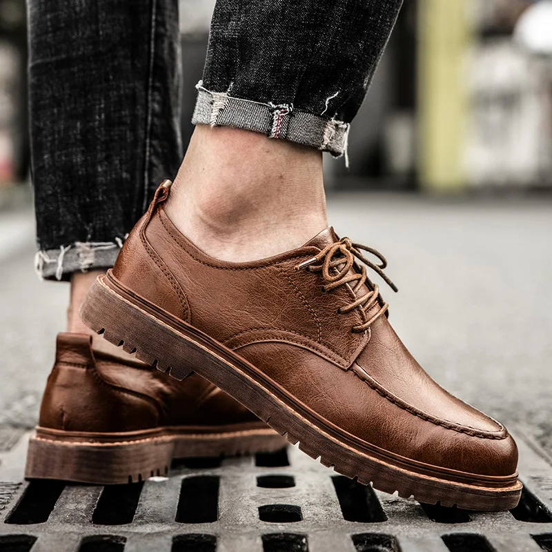 Autumn Men Shoes Brogue Casual Shoes Genuine Leather Work Boots Business Casual Sneakers