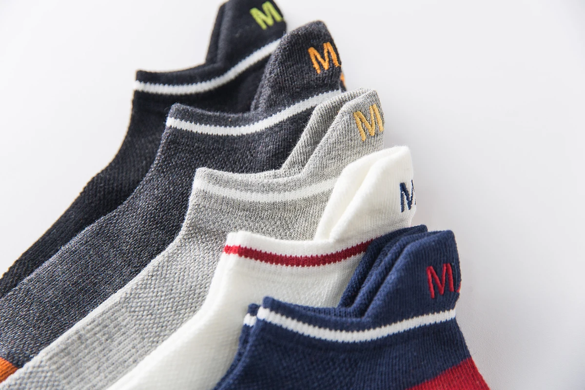 Men's boat socks shallow mouth low top antiskid thin socks South Korea Japanese pure cotton spring and autumn men socks 5 pairs