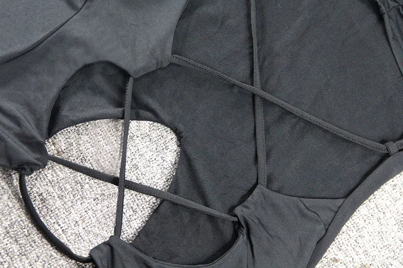 11676014463_75685704