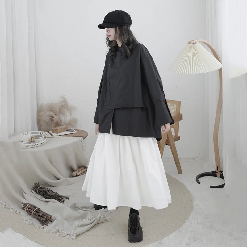 [EAM] Women White Irregular Back Vent Big Size