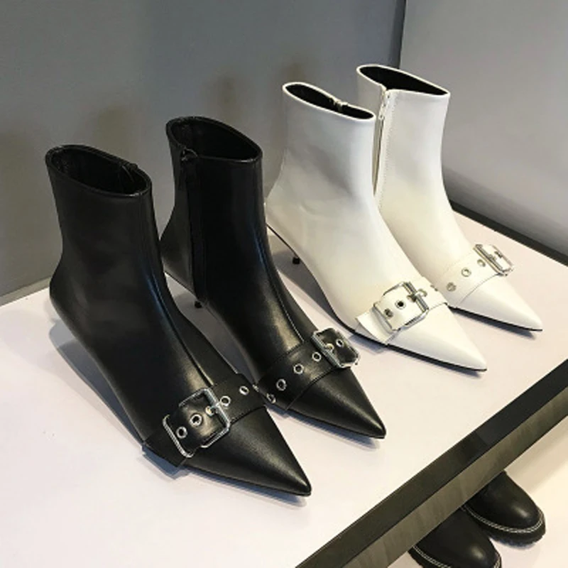 

Siddons 2020 Fashion Women's High Boots Metal Heels Pointed Toe Buckle Strap Designer Winter Shoes Female Low Heels Ankle Boots