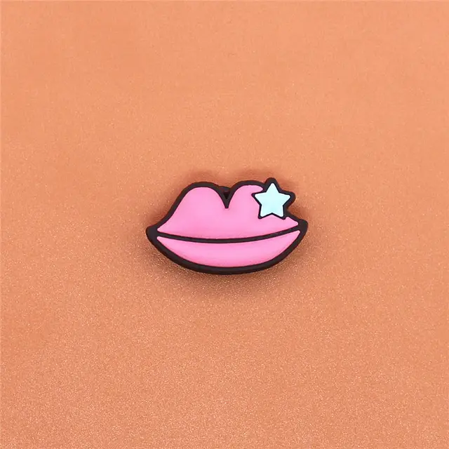 Single Sale 1pcs Shoe Charms Cartoon Heart-shaped Garden Shoe Accessories Buckle Decorations Fit Croc Wristband JIBZ Kids X-mas F