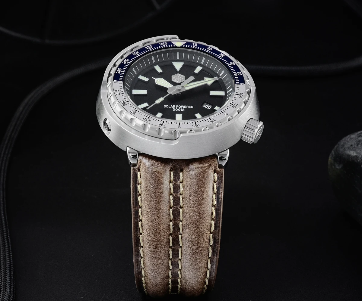 LUGYOU Сан Мартин тунец мужские часы из нержавеющей стали 30Bar VS37 солнечной энергии черный циферблат с датой Дисплей силиконовый ремешок супер светящийся