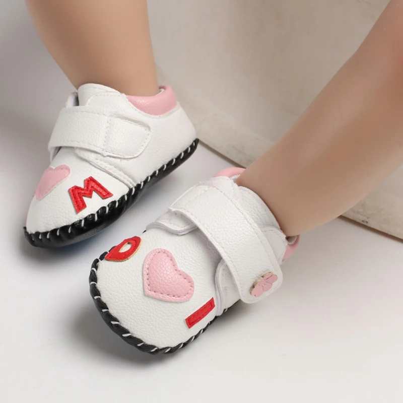 Весенняя обувь из искусственной кожи с надписью «I Love Mom Dad» для маленьких девочек; обувь принцессы на нескользящей мягкой подошве