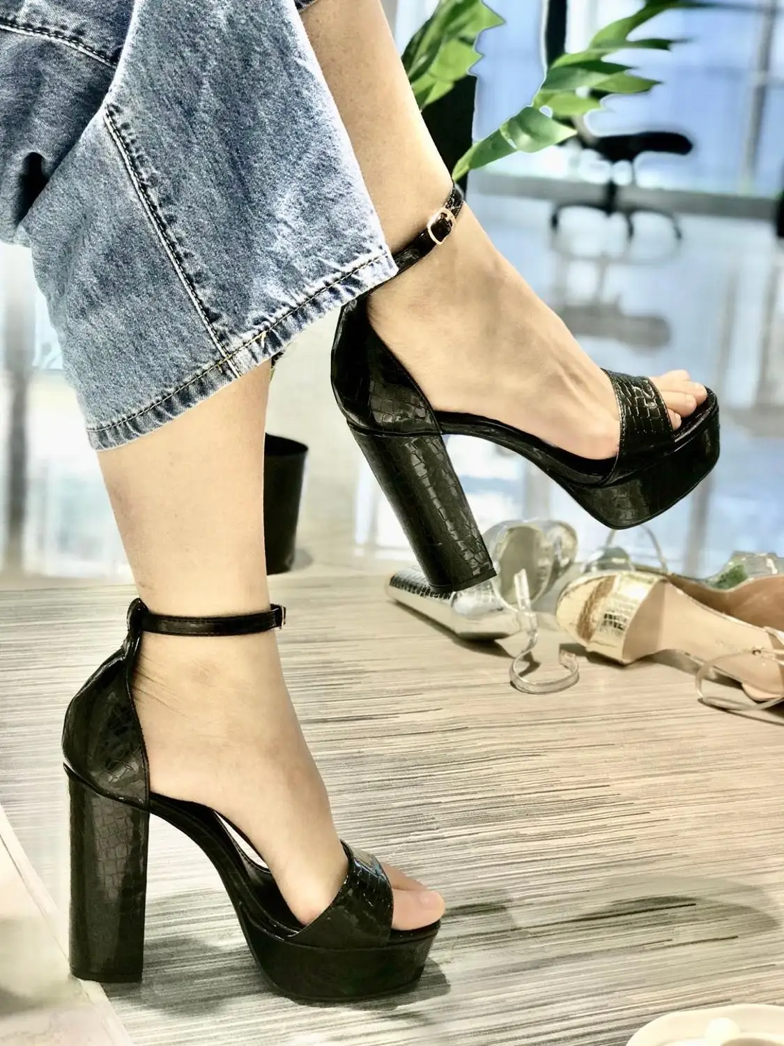 

[GOGD]Women Sandals New Fashion Open Toe Design Thick Heel Sandals Ankle Strap High Platform Sandals High Heel Shoes Dress Shoes