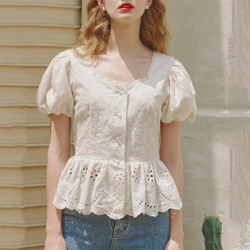 

Women White Blouse Crop Top 2019 Korean Style Cutout Square Collar Embroidery Short Sleeve Blouse Ladies Tunic Cotton Shirt