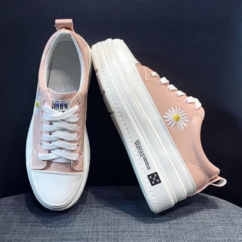 

Classic Casual Canvas Shoes Female Spring Lace-up Trainers Fashion Round Toe Shoes Women Vulcanize Shoes White Sneakers Women