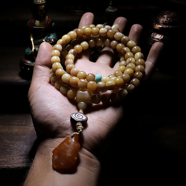 極希少 チベット17世紀ポタラ宮の坊さんのカパラ 天珠ビーズ 呪物 真鍮