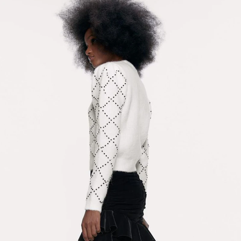 ZOEPO Beading Sweaters Women Fashion Autumn Casual O Neck Sweater Women Elegant Slim Long Sleeve Sweaters Female Ladies LE