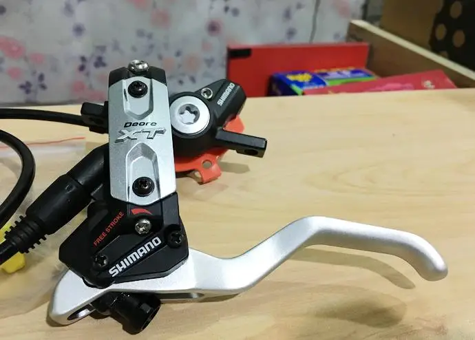 DEORE XT M775 Гидравлический дисковый тормоз