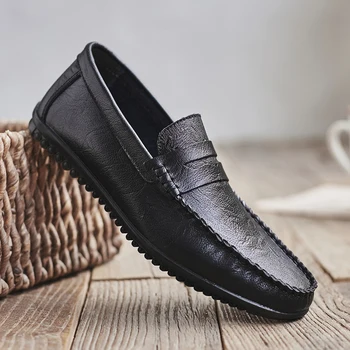 

Genuine Leather Men Casual Shoes Brand 2020 Italian Men Loafers Moccasins Breathable Slip on Black Driving Shoes Plus Size 37-46