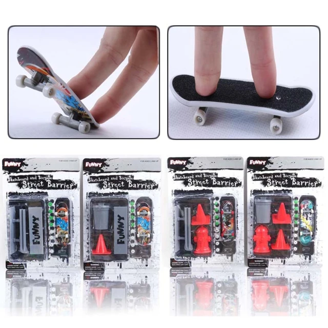 MIni Finger Skateboard Fingerboard with Obstacles Set Kids Toy Novelty Gag 4