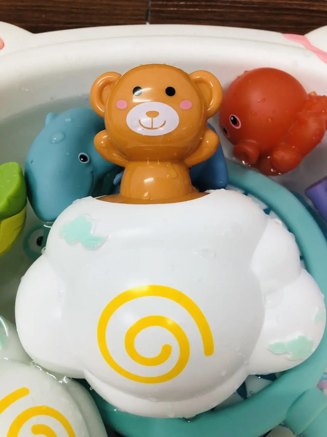 Yellow Bear ABS игрушки для ванной мультфильм утка самолет для детей водные игрушки Детская ванная комната спринклер игрушки для ванной игрушки для детей Подарки - Цвет: Yellow Bear