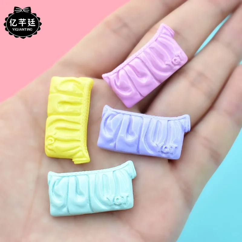 

100pcs/lot flat back resin colorful toy handbag 30mm for Scrapbooking Craft Cabochon For Hair Cellphone Decoration