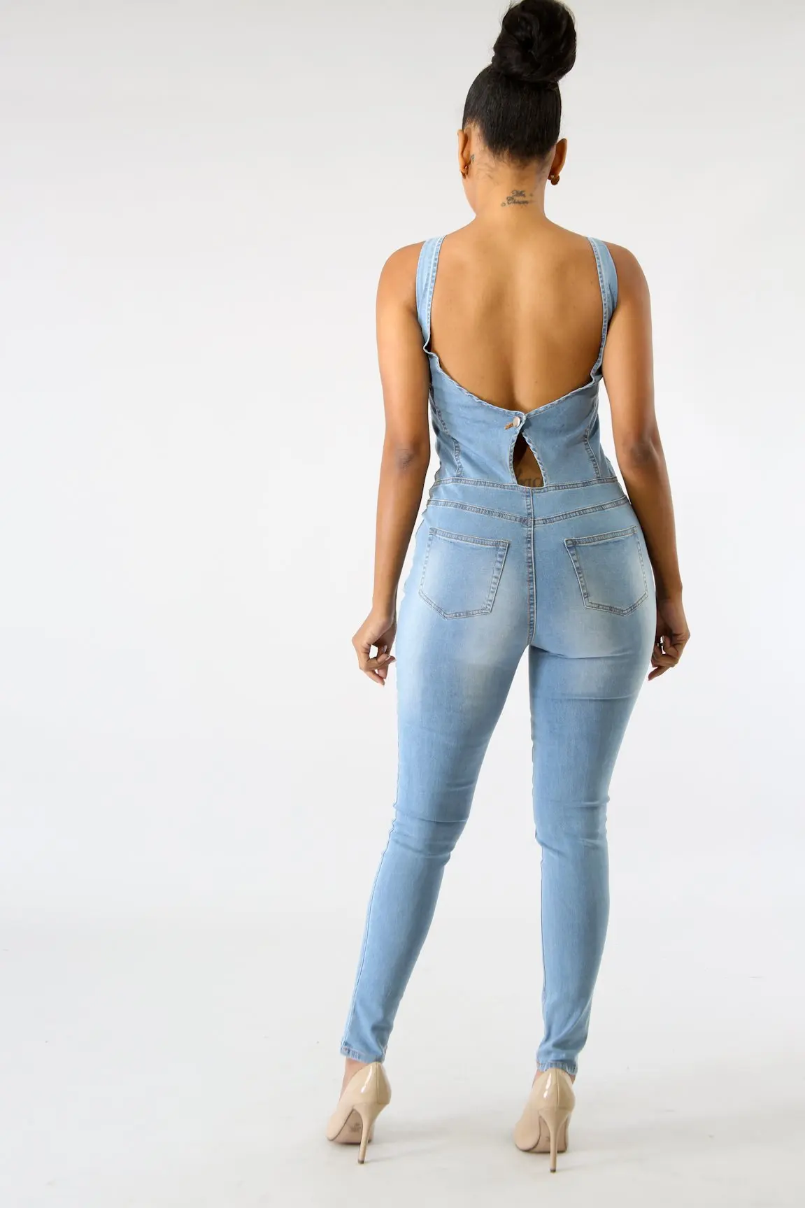 BKLD New Style One Piece Outfit Women Slim Sleeveless Backless Front Zipper Denim Pants Jumpsuit Sexy Party Clubwear