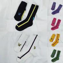 Хит, женские носки с вышитыми бабочками, женские повседневные хлопковые носки, модные прямые длинные носки в полоску, красные, зеленые, синие, черные