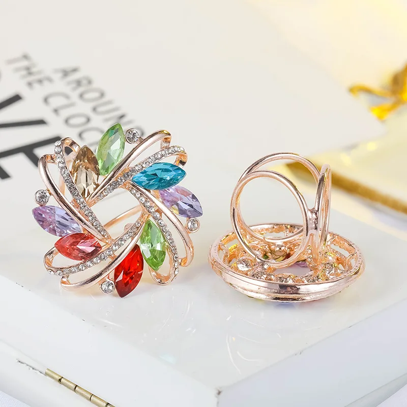 Elegant Feminine Pearl Scarf Ring / Korean Style Scarf Clip / Luxury Wear  Elegant Scarf Jewelry 