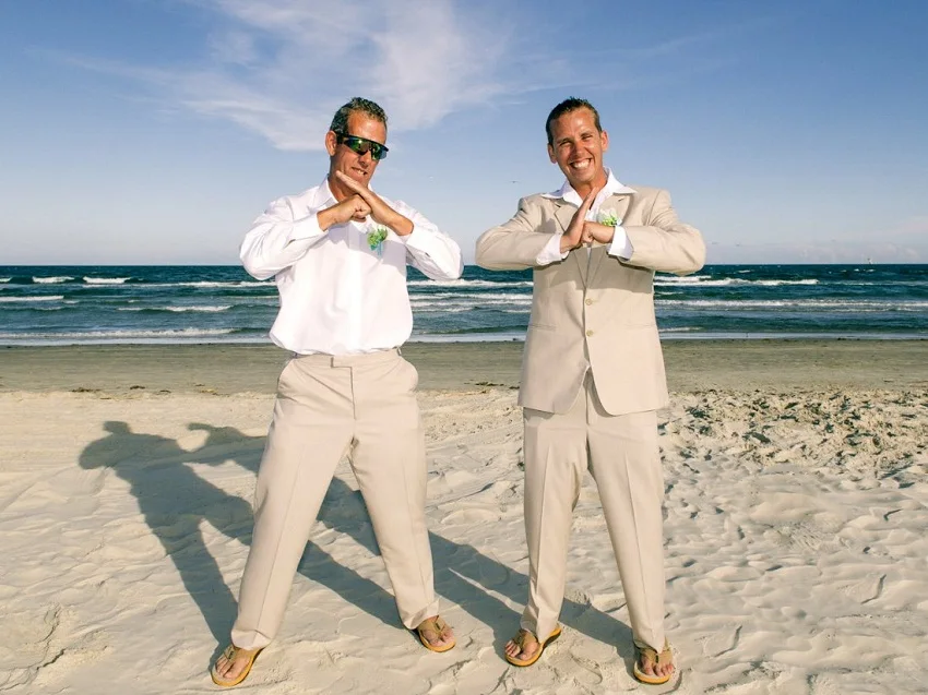 beach casual wedding