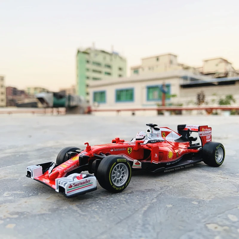 

Bburago 1:32 Ferrari Red Bull Mercedes-Benz Formula One car with acrylic display box die-casting car model collection gift
