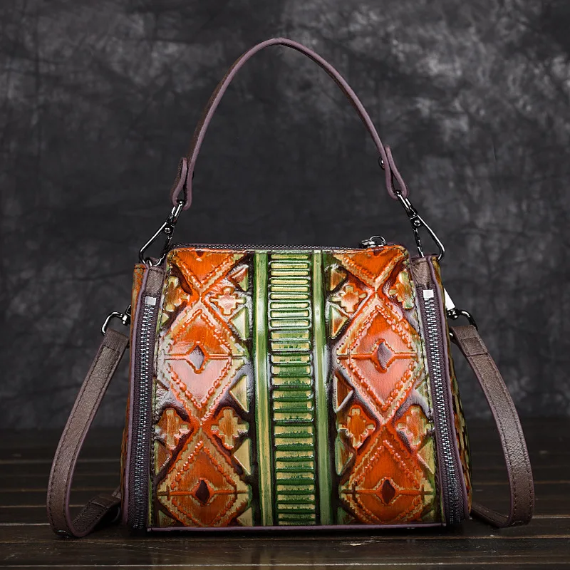 

Retro Leather Lady Bag Embossed One-shoulder Handbag