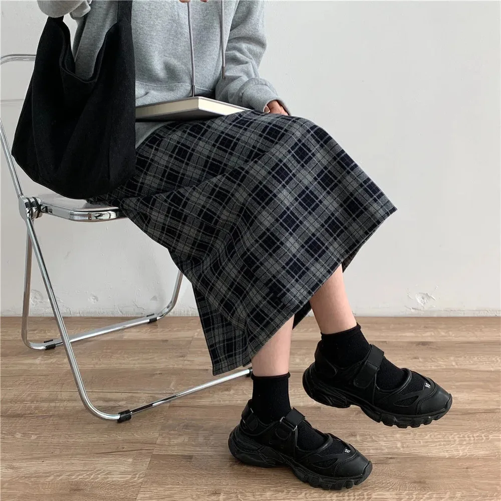 

Autumn New High Waist Woolen Midi A-Line Skirt Women Split Fork Hip Skirts 2021 Korean Ladies Office Casual Vintage Plaid Skirt