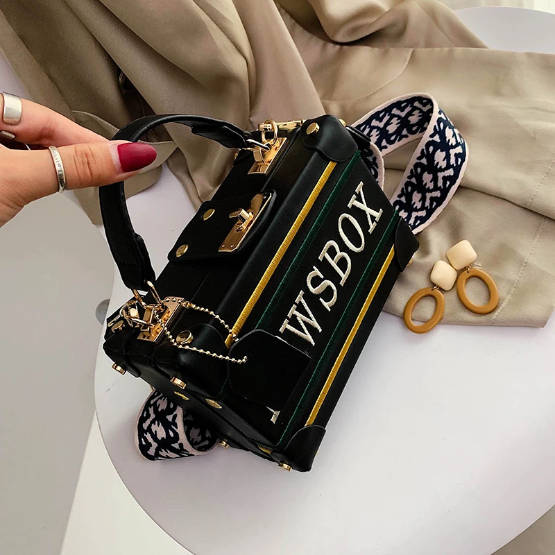 

Korean version of foreign gas box bag web celebrity hook broadband small bag female bag new 2019 all-in-one cross-body bag trend