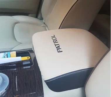 Подходит для 2013- Nissan Tour Le Y62 микрофибра кожа центральный подлокотник щит крышка автомобиля рамка поручня крышка
