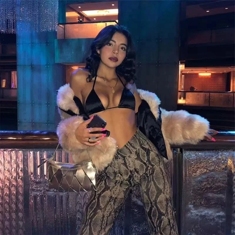 9287184739_1248990585