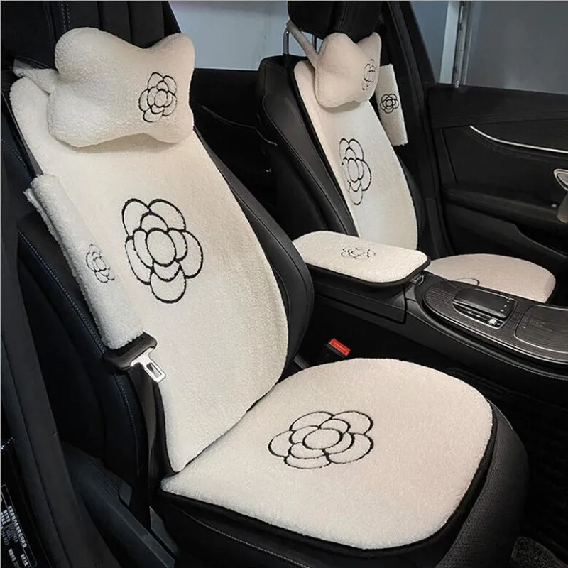 New Four Seasons Universal Winter Plush Cartoon Camellia Soft Comfortable Protecitve Anti-slip Car Seat Cushion
