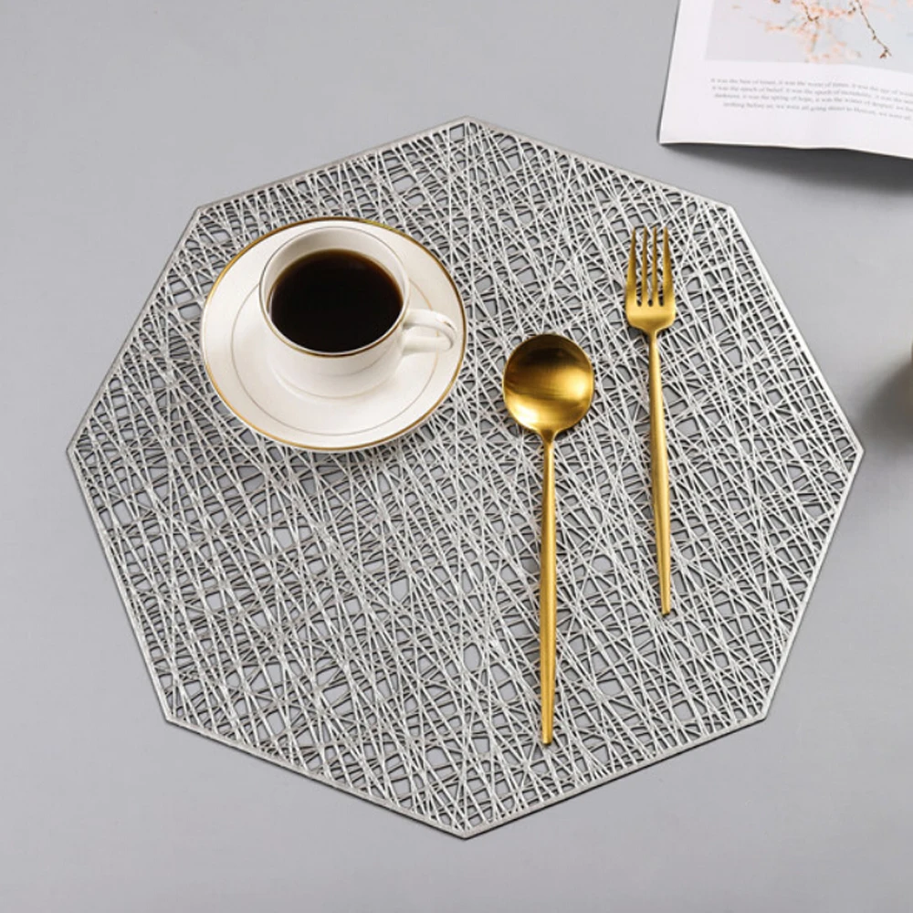 

1PCS PVC Placemats Octagonal Hollow Waterproof Non Slip Table Mats Heat-insulated Pad Coaster Home Decoration Dinner Placemat 4