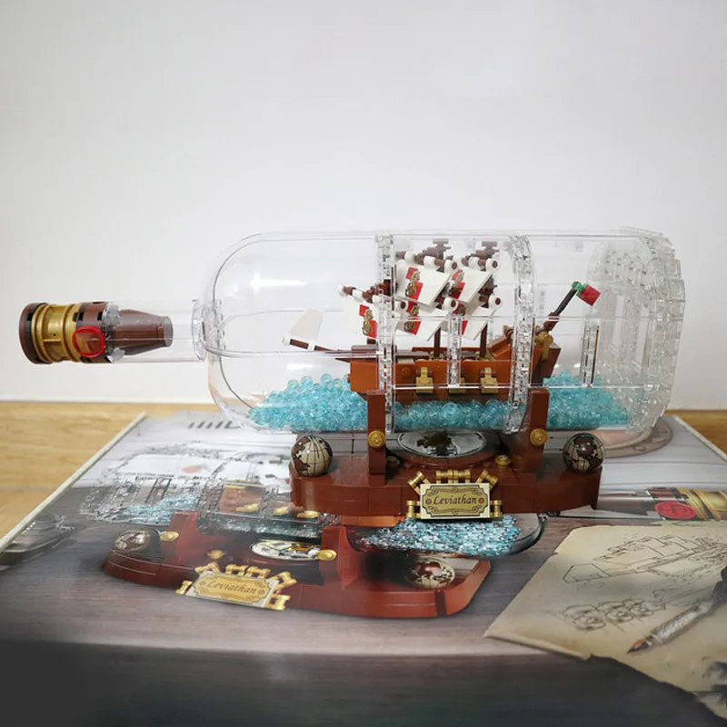

1078pcs Pirates of The Caribbean Ship In Bottle Compatible Legoinglys Model Building Blocks Brick Children Birthday Gifts Toys