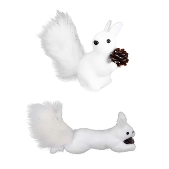 

2pcs Christmas Themed Adornment Squirrel Model Decoration Desktop Adornment