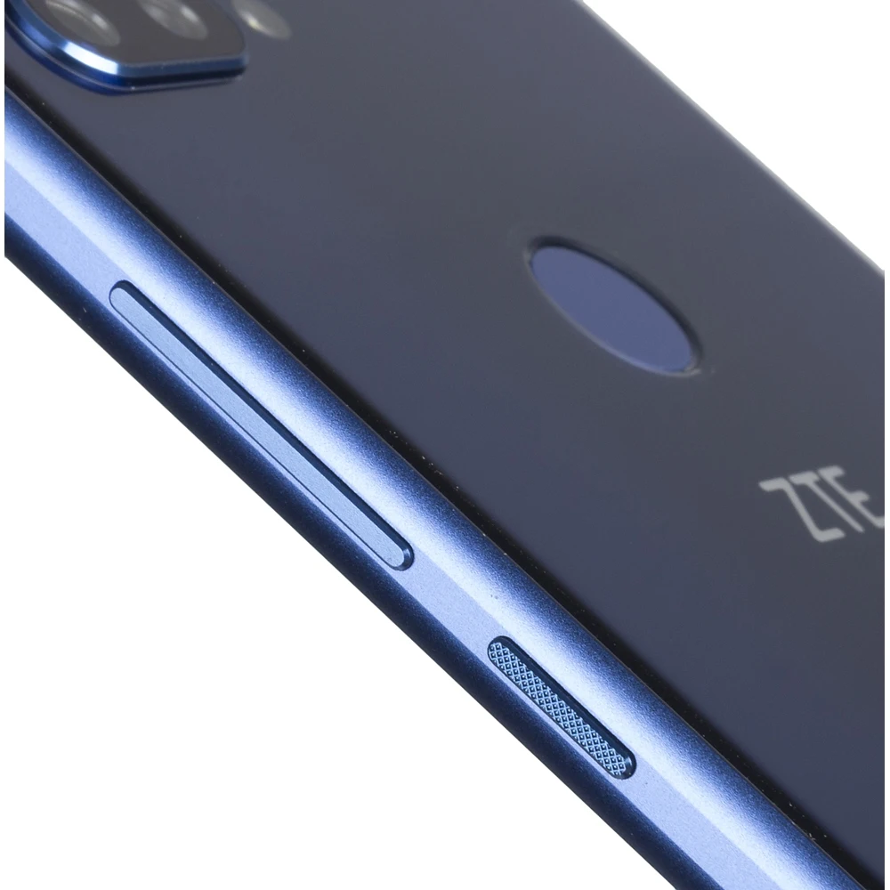 Смартфон ZTE Blade V9 64Gb 4Gb синий 3G 4G 2Sim 5.7" IPS 1080x2160 And8.1 16Mpix 802.11bgn NFC GPS