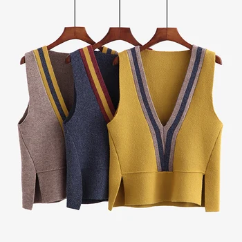 

Deep V-neck Knitted Vest Women's Short Pullover Sleeveless Vest Sweater Short Korean Fashion Contrast Color