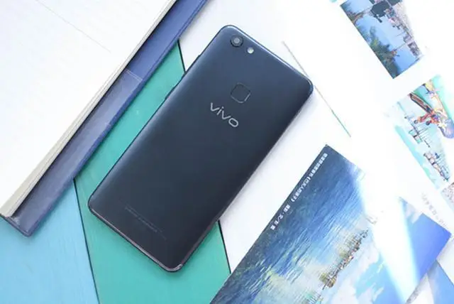 Vivo Y79 4G LTE мобильный телефон Snapdragon 625 Android 7,1 5,9" 1440x720 4 Гб ram 64 Гб rom 24.0MP+ 16.0MP отпечаток пальца