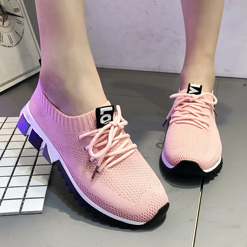 

Fly Woven Athletic Shoes Women's Summer Punched Sheet Surface Fitness Running Shoes Students Mesh Breathable Casual Shoes