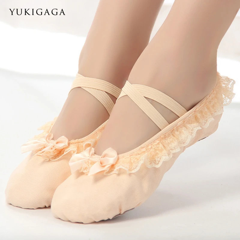 Soft Spun Yarn Flower Children Ballet Shoes New Pattern Girl Dance Leather Shoes kid ballet dancewear danceing accessory