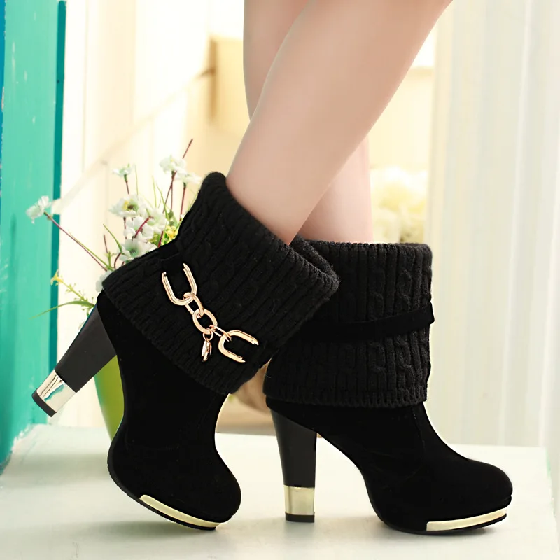 9269875668_1974140672